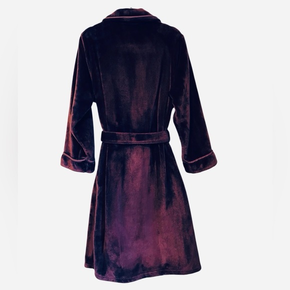 Brookstone NAP Plush Tie Front Cozy Warm Plum Robe, Size Small/Medium - Picture 5 of 7